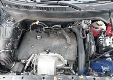 2018 Chevrolet Equinox Premier z USA, uszkodzony, nr VIN 2GNAXWEXXJ6339583